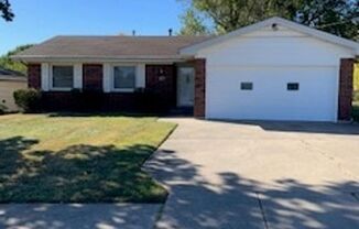 3 Bedroom, 2 Bathroom on a Corner Lot!