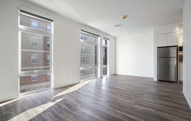 Studio, 1 bath, 462 sqft, $3,300, Unit 409