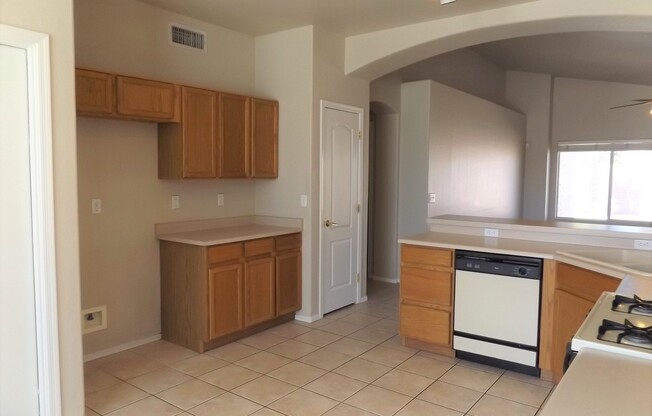 3 beds, 2 baths, $2,340