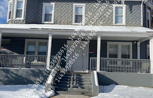 222 S AUGUSTA AVE