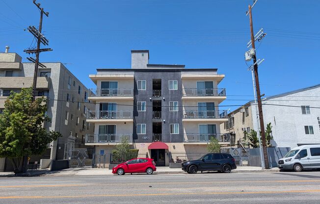 6851 LAUREL CYN BLVD