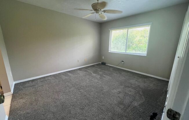 2 beds, 2 baths, $1,595, Unit Unit 408