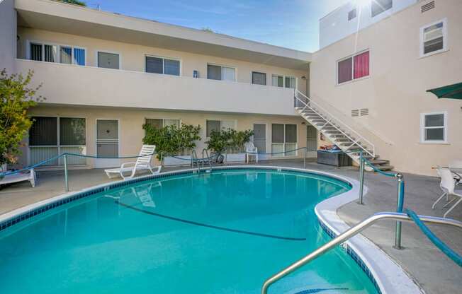 Holt Villas