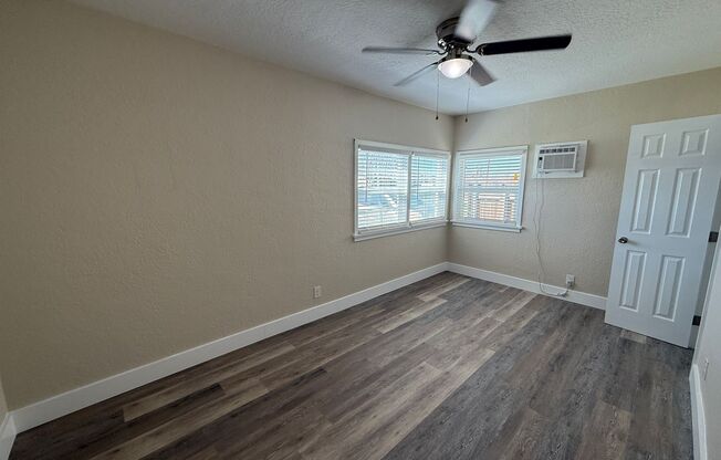 3 bed 2 bath house with garage