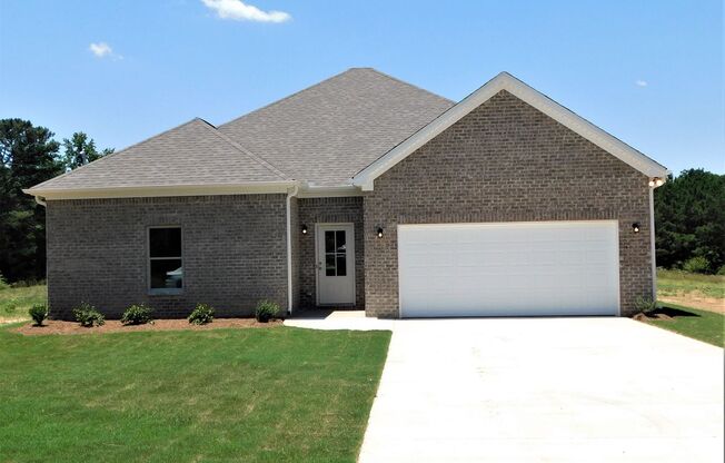 Home for Rent in Jasper, AL...AVAILABLE TO VIEW!!!