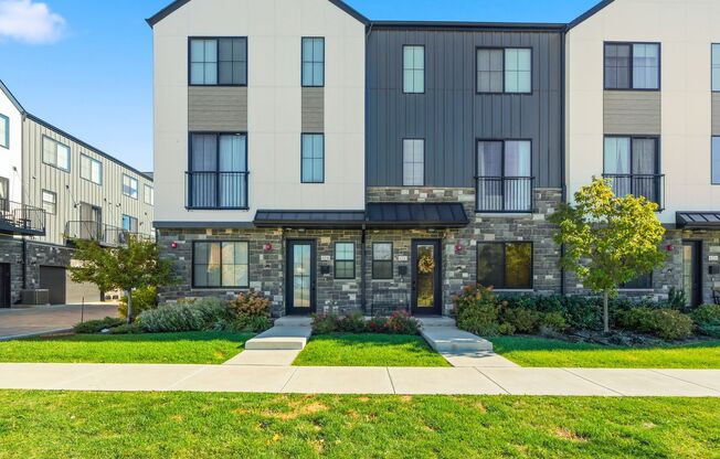 Bloom Street Townhomes
