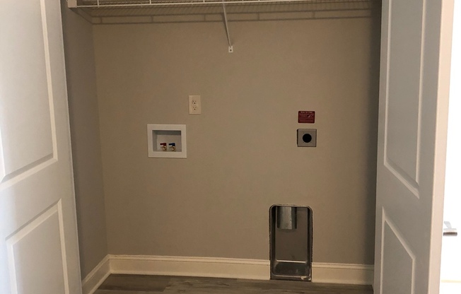 1 bed, 1 bath, 848 sqft, $775, Unit 20