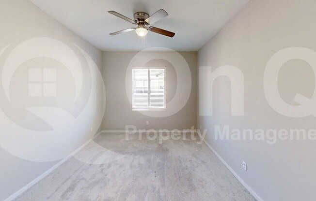 746 E DORAL AVE