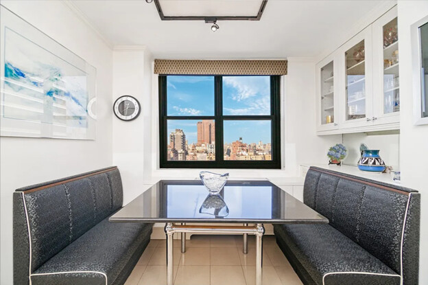 3 beds, 2.5 baths, 2,040 sqft, $16,500, Unit 27GH