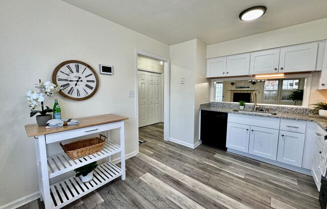 3 beds, 2.5 baths, $2,150