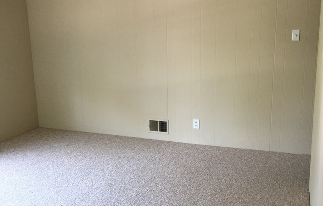 1 bed, 1 bath, $1,595, Unit 01