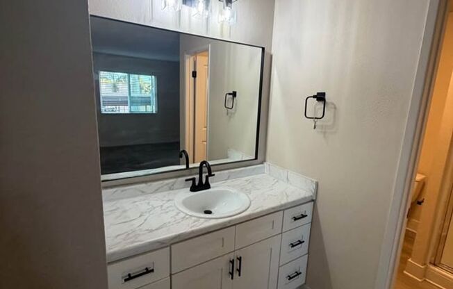 2 beds, 2 baths, 1,015 sqft, $2,825, Unit 114