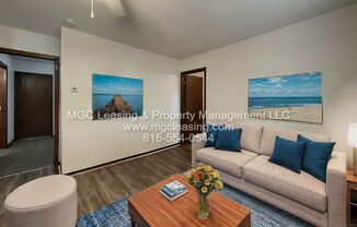 2 beds, 1 bath, 585 sqft, $995, Unit 307-2 SE Grand Ave