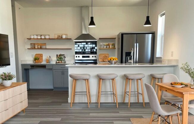 2 beds, 2 baths, 1,034 sqft, $1,775, Unit 125 Boneset Ave. Apt 16