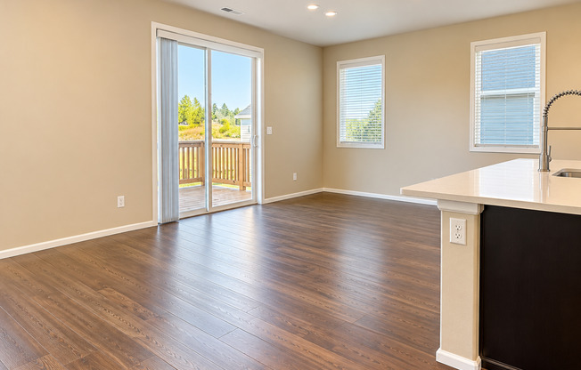 Beautiful 5 bedroom, 3.5 bath home in Maple Valley