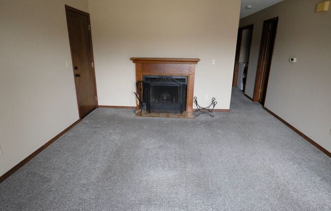 2 beds, 2 baths, $1,150, Unit 2010 #3