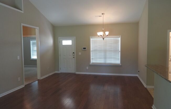 Dog friendly, 3 Bedroom, 2 Bath Home at Tanglewood in Conway Available Febraury 7th!!