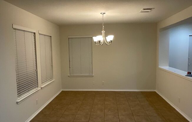 1054 Dorn, Kyle, Texas 78640