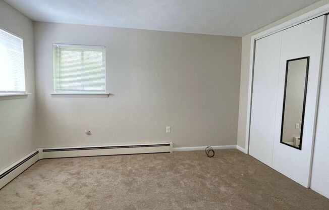 1 bed, 1 bath, $1,095, Unit Apt 3C