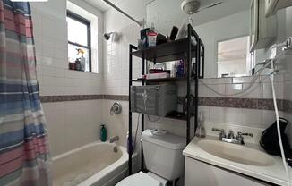 349 W 45th St 2A