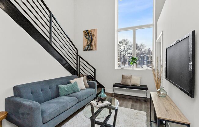 1 bed, 1 bath, 768 sqft, $2,750, Unit 102