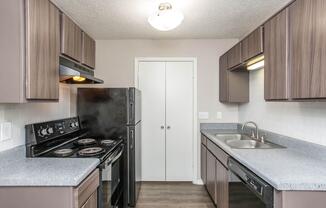 1 bed, 1 bath, 788 sqft, $1,275