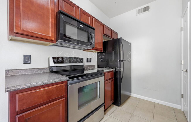 2 beds, 1 bath, 855 sqft, $1,500, Unit Apt 1053