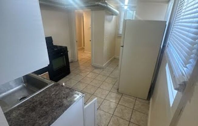 1587 S. Pearl St.