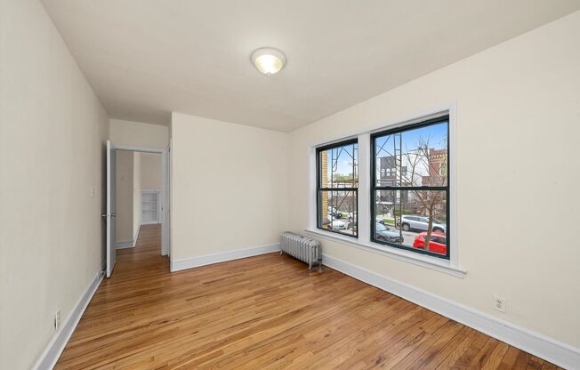 3 beds, 1 bath, 1,195 sqft, $2,995, Unit 2330-1A