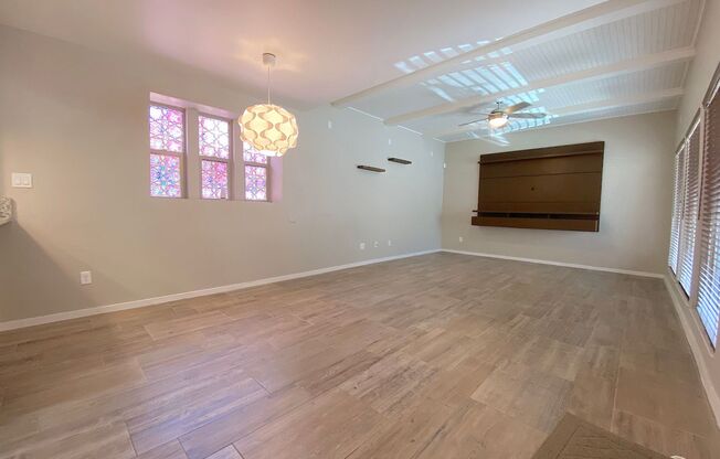West El Paso 4bed/3.5bath Townhome