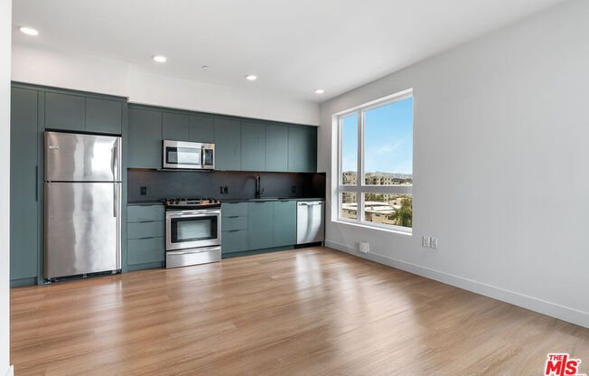 2 beds, 2 baths, 990 sqft, $4,795, Unit 509
