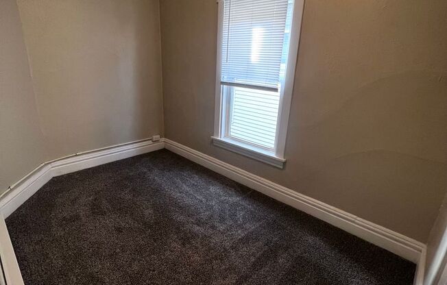 1 bed, 1 bath, $1,100, Unit #2