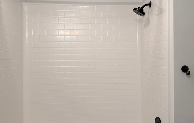 2 beds, 2 baths, 816 sqft, $4,320, Unit 609