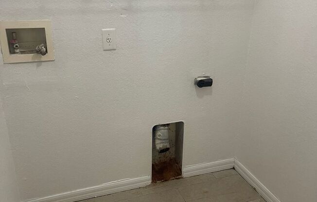 4 Bedroom 2 Bath