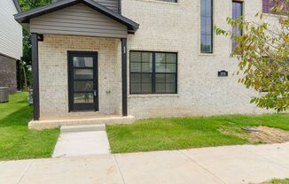 LIKE NEW 3-bedroom 2.5 bath Townhome in Fayetteville!!!