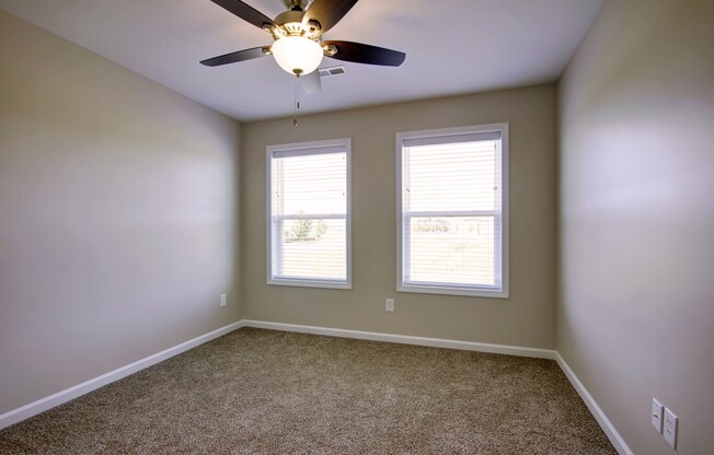 3 beds, 2 baths, 1,502 sqft, $1,975, Unit 1204-201