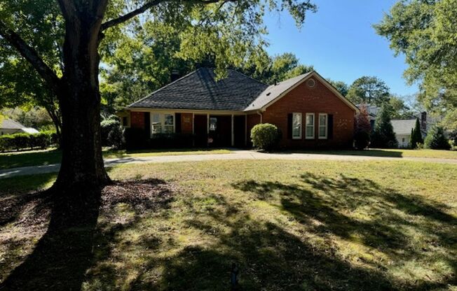 3 bed, 2 bath Home located near Carmel Country Club in Charlotte - Lawncare included!