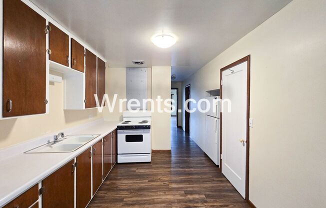 2006 E Dalton Duplex