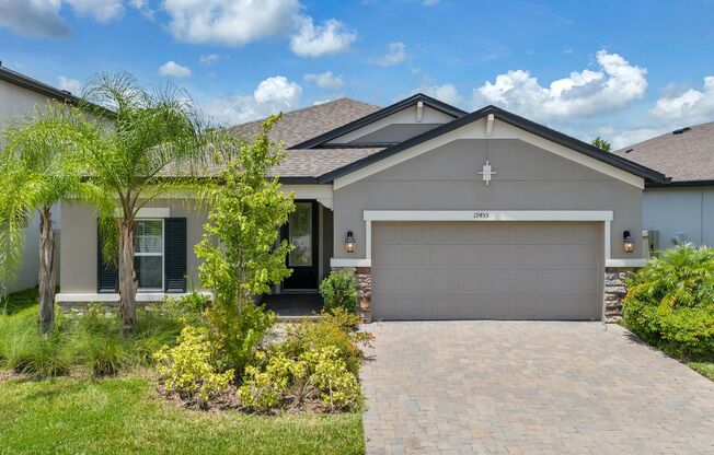 Well laid out 4 Beds/3Bths plus Den, screened Lanai on nature preserve in a well sort after K-Bar Range gated community!