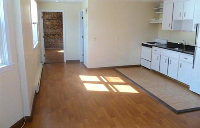 265 DORCHESTER ST
