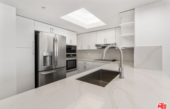 2 beds, 3 baths, 1,434 sqft, $8,000, Unit 1631