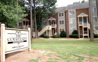 2 Bedroom Community on the Corner of Baxter and Milledge