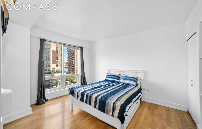 3 beds, 2 baths, 957 sqft, $7,800, Unit 7L