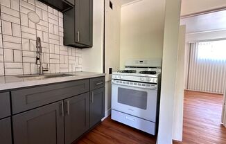 1 bed, 1 bath, $1,650, Unit 2