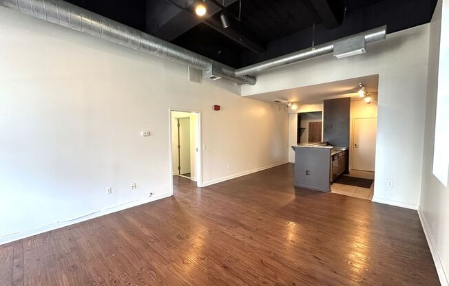 2 beds, 2 baths, 1,034 sqft, $2,550, Unit 604
