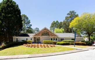 The Laurel Apartments in Union City, GA