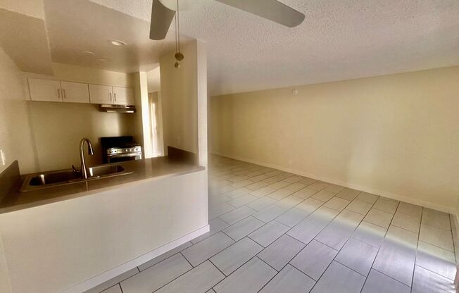 Las Palmas Apartments
