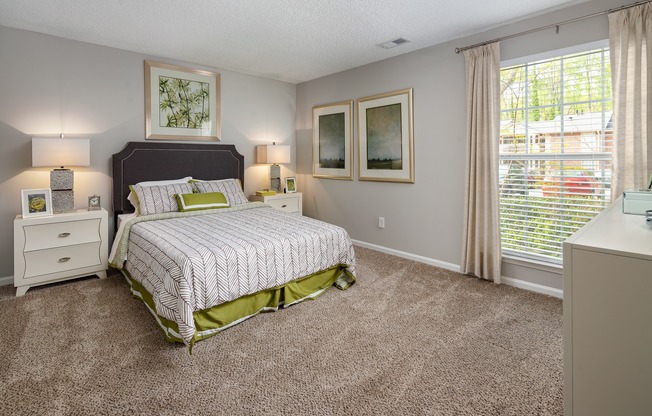 Spalding Bridge | Sandy Springs, GA | Carpeted Bedroom