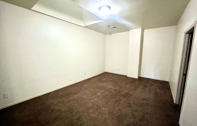 2 beds, 1 bath, $1,295, Unit 305 S 16th St. - Unit 203