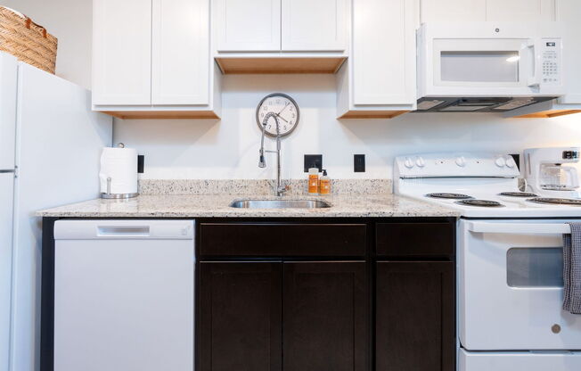 1 bed, 1 bath, 449 sqft, $745, Unit 118